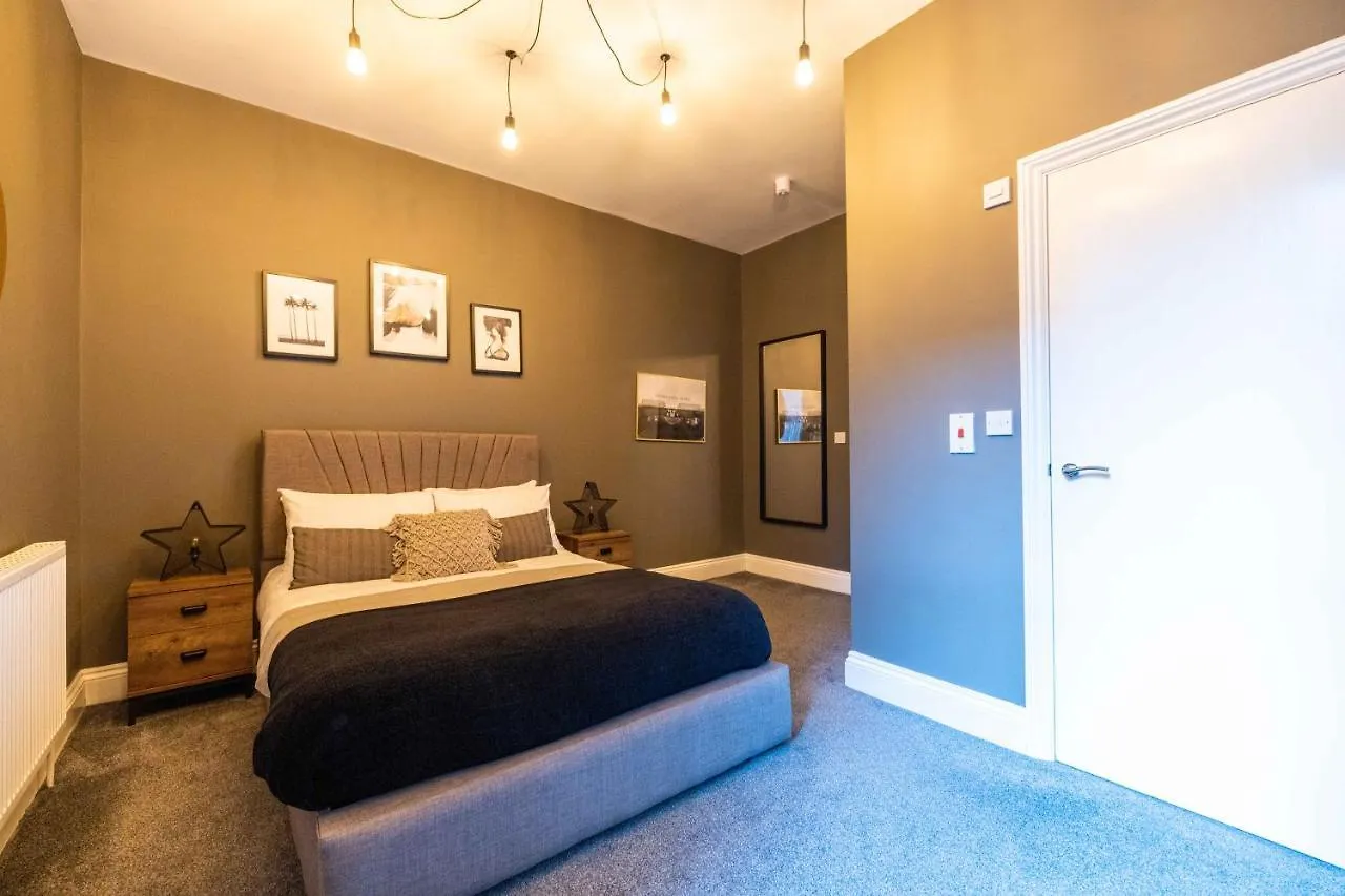 Veyron Apartments - Part Of The V Group Blackpool